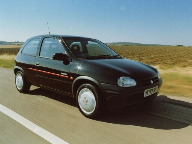 Vauxhall Corsa 1.6 MT (109 л.с.) - B 1993 – 2000, хэтчбек 3 дв.