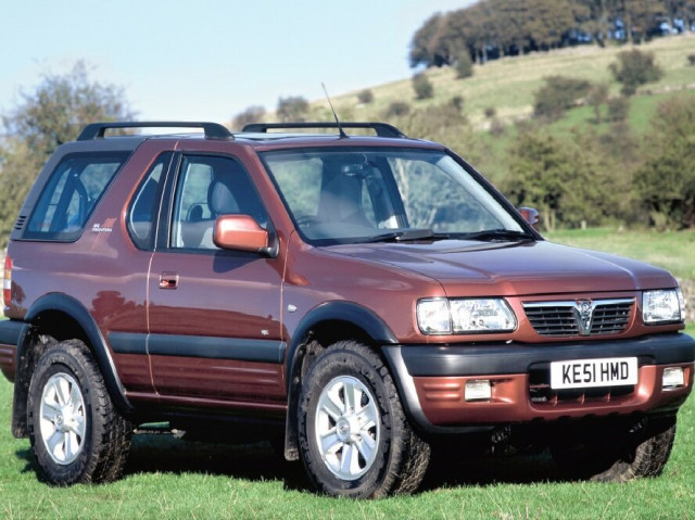 Vauxhall Frontera 3.2 MT 4x4 (205 л.с.) - B Рестайлинг 2001 – 2004, внедорожник 3 дв.