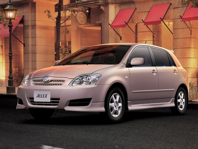 Toyota Allex 1.5 AT 4x4 (105 л.с.) - I Рестайлинг 2 2004 – 2006, хэтчбек 5 дв.