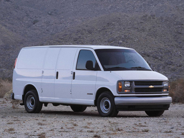 Chevrolet Express 4.3 AT (200 л.с.) - I 1996 – 2002, фургон