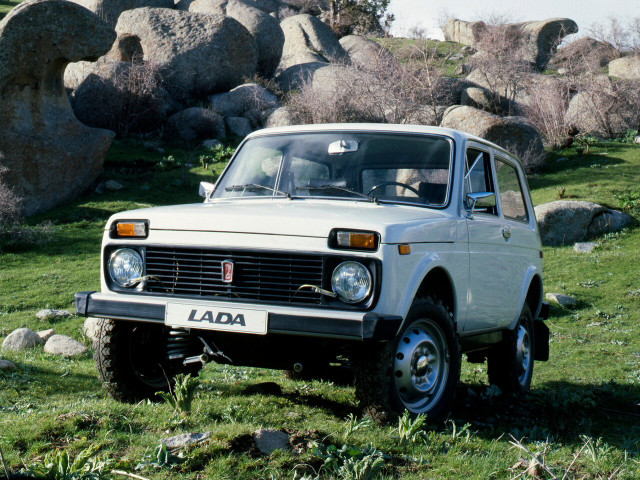 LADA (ВАЗ) 2121 (4x4) 1.6 MT 4x4 (80 л.с.) - I 1977 – 1994, внедорожник 3 дв.