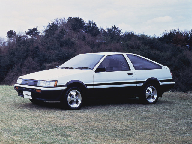 Toyota Corolla Levin 1.6 AT (130 л.с.) - IV (AE85/AE86) 1983 – 1987, хэтчбек 3 дв.