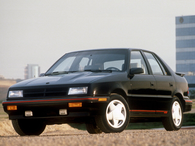 Dodge Shadow 2.3 AT (94 л.с.) -  1986 – 1994, лифтбек