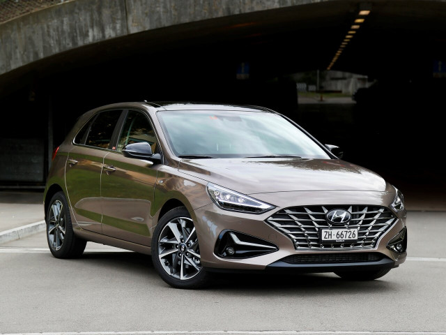 Hyundai i30 1.5 MT Импорт (160 л.с.) - III Рестайлинг 2 2020 – н.в., хэтчбек 5 дв.