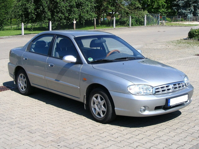 Kia II седан 2001-2004