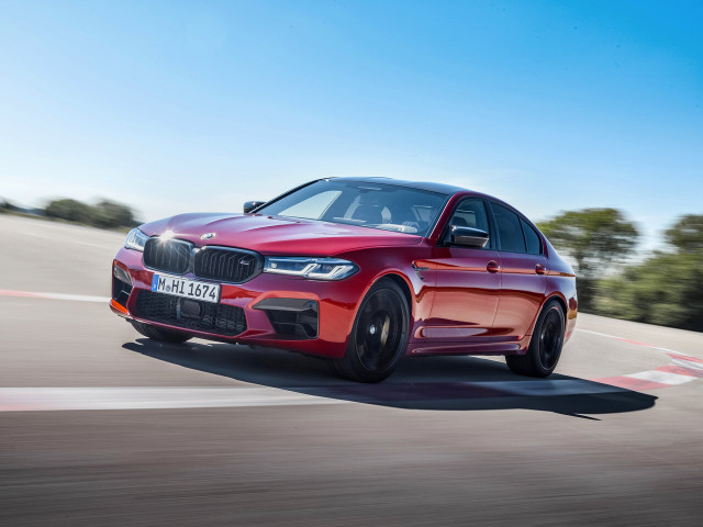 BMW M5 4.4 AT 4x4 M5 (600 л.с.) - VI (F90) Рестайлинг 2020 – н.в., седан