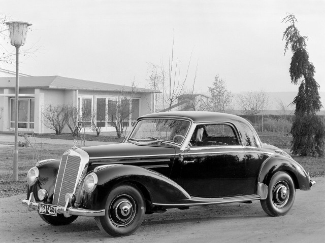 Mercedes-Benz 220 (W187) 2.2 MT (80 л.с.) -  1951 – 1955, купе
