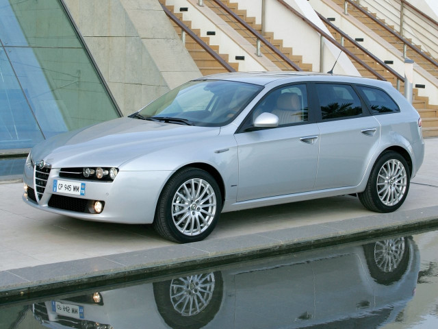 Alfa Romeo 159 2.0D MT (170 л.с.) -  2005 – 2011, универсал 5 дв.