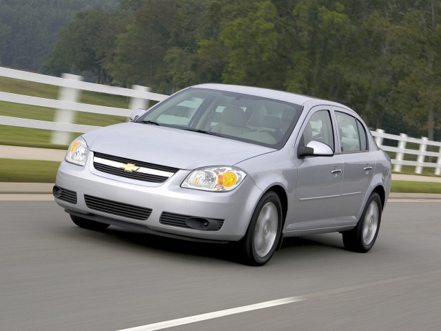 Chevrolet Cobalt 2.2 AT (148 л.с.) - I 2004 – 2010, седан