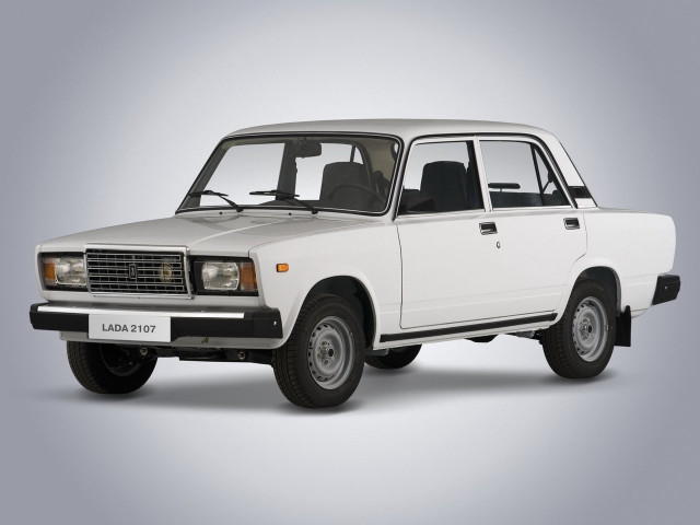 LADA (ВАЗ) 2107 1.3 MT (64 л.с.) -  1982 – 2012, седан