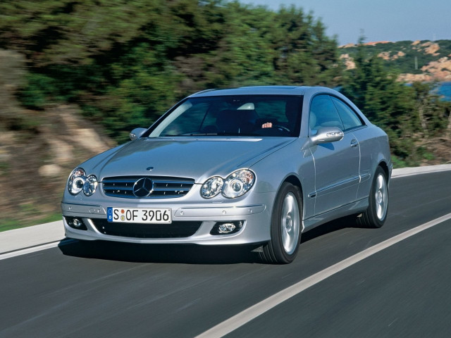 Mercedes-Benz CLK-Класс 1.8 AT CLK 200K (184 л.с.) - II (W209) Рестайлинг 2005 – 2010, купе-хардтоп
