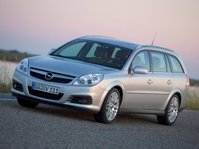 Opel Vectra 3.0D MT (184 л.с.) - C Рестайлинг 2005 – 2008, универсал 5 дв.