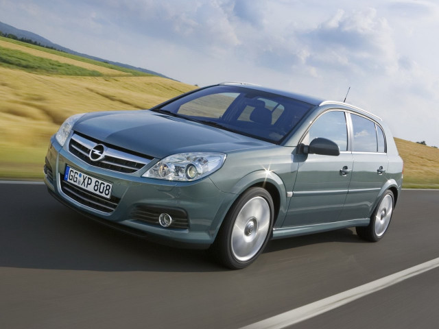 Opel Signum 2.8 MT (230 л.с.) - I Рестайлинг 2005 – 2008, хэтчбек 5 дв.