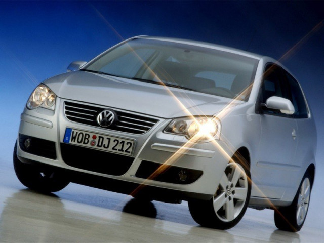 Volkswagen Polo 1.2 MT Trendline (55 л.с.) - IV Рестайлинг 2005 – 2009, хэтчбек 3 дв.