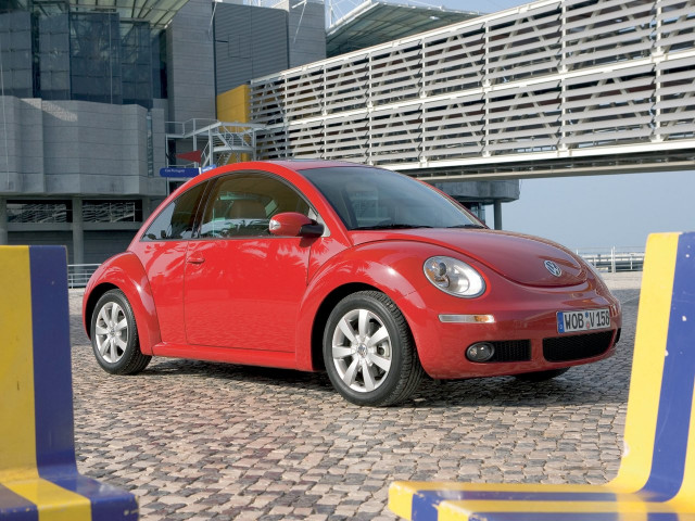 Volkswagen Beetle 1.6 AT (102 л.с.) - I (A4) Рестайлинг 2005 – 2010, хэтчбек 3 дв.