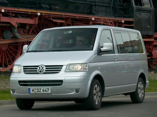 Volkswagen Caravelle 2.5D MT 4x4 (174 л.с.) - T5 2003 – 2009, минивэн