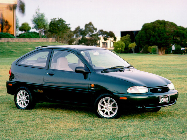 Ford Festiva 1.4 MT (76 л.с.) - II 1993 – 2000, хэтчбек 3 дв.