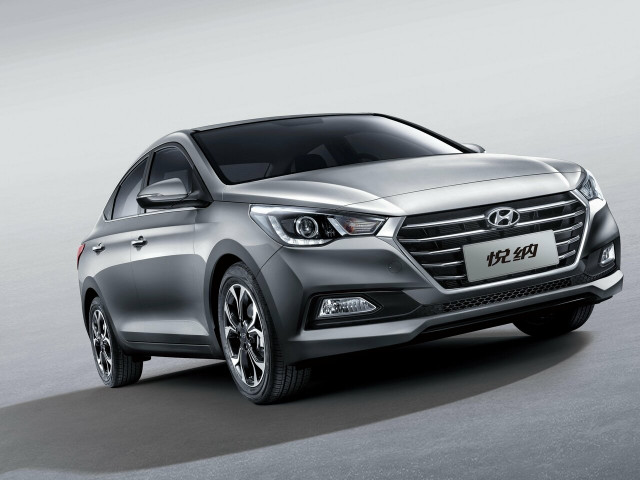 Hyundai Verna 1.4 MT (100 л.с.) - IV 2017 – 2020, седан