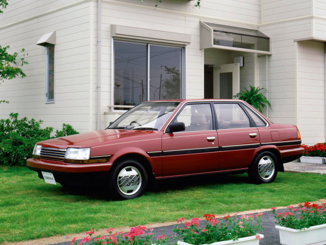 Toyota Corona 1.9 MT (105 л.с.) - VIII (Е150, T160) Рестайлинг 1983 – 1987, седан