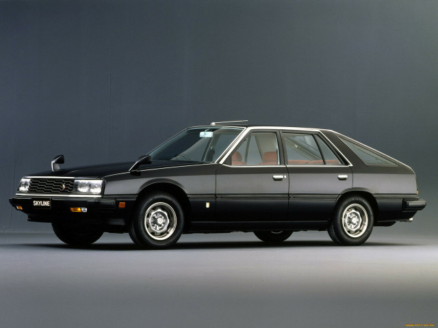 Nissan Skyline 2.0 AT (125 л.с.) - VI (R30) 1981 – 1985, лифтбек
