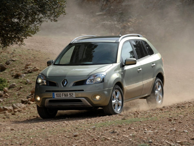 Renault Koleos 2.0D AT 4x4 (173 л.с.) - I 2008 – 2011, внедорожник 5 дв.