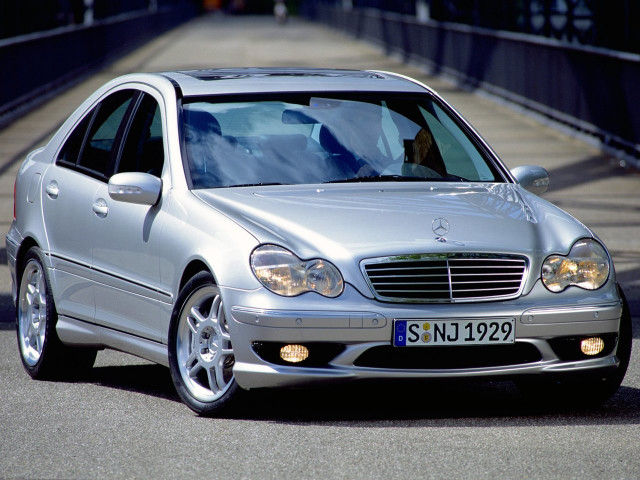Mercedes-Benz C-Класс AMG 3.2 AT (354 л.с.) - II (W203) 2001 – 2005, седан