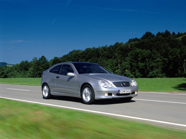 Mercedes-Benz C-Класс 1.8 MT (170 л.с.) - II (W203) 2000 – 2004, хэтчбек 3 дв.