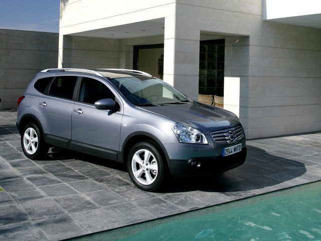 Nissan Qashqai+2 2.0 CVT 4x4 (141 л.с.) - I 2008 – 2010, внедорожник 5 дв.