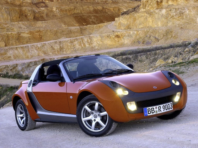 Smart Roadster 0.7 AMT (61 л.с.) -  2002 – 2006, родстер