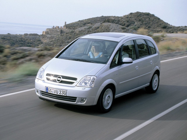 Opel Meriva 1.3D MT (70 л.с.) - A 2003 – 2006, компактвэн