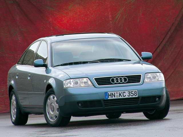 Audi A6 2.4 AT (136 л.с.) - II (C5) 1997 – 2001, седан