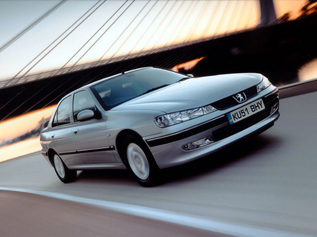 Peugeot 406 2.0D MT (90 л.с.) - I Рестайлинг 1999 – 2005, седан