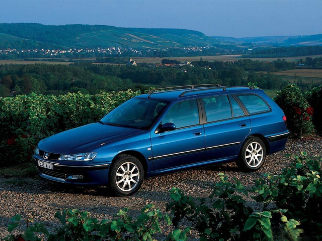 Peugeot 406 2.2D MT (133 л.с.) - I Рестайлинг 1999 – 2005, универсал 5 дв.