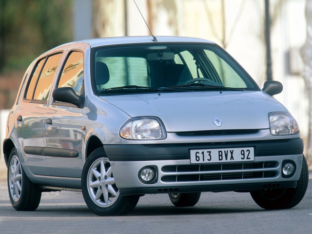 Renault Clio 1.6 AT (107 л.с.) - II 1998 – 2002, хэтчбек 5 дв.