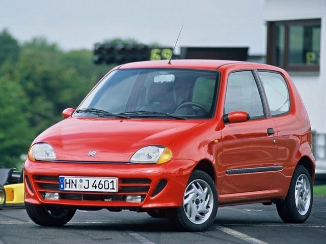 Fiat Seicento 0.9 MT (39 л.с.) - I 1998 – 2005, хэтчбек 3 дв.