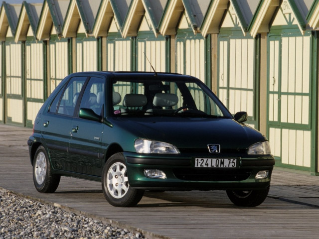 Peugeot 106 1.6 MT (101 л.с.) - I Рестайлинг 1996 – 2004, хэтчбек 5 дв.