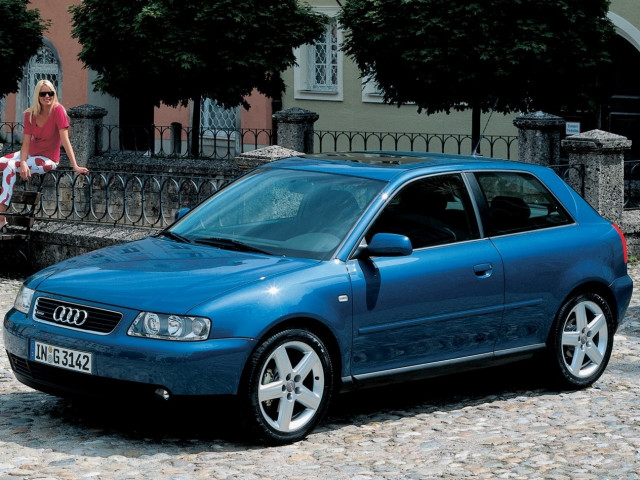 Audi A3 1.9D MT 4x4 (100 л.с.) - I (8L) Рестайлинг 2000 – 2003, хэтчбек 3 дв.