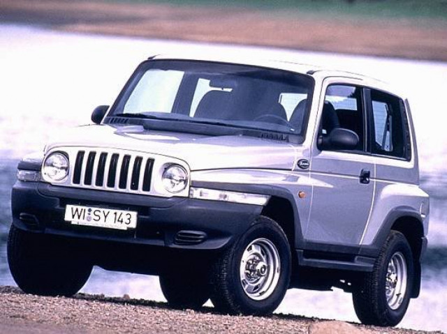 Daewoo Korando 3.2 MT 4x4 (209 л.с.) -  1999 – 2001, внедорожник 3 дв.