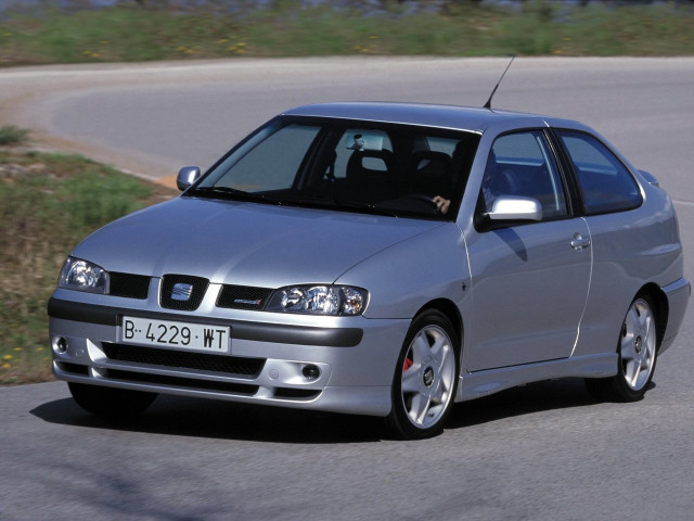 SEAT Cordoba 1.9D MT (68 л.с.) - I Рестайлинг 1999 – 2003, купе