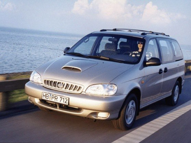 Kia Carnival 3.0D AT (144 л.с.) - I 1998 – 2002, минивэн