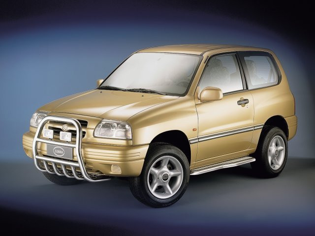 Suzuki Grand Vitara 2.0 MT (128 л.с.) - II 1997 – 2001, внедорожник 3 дв.