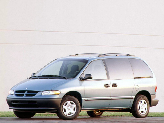 Dodge Caravan 2.5 MT 4x4 (152 л.с.) - III 1995 – 2000, минивэн