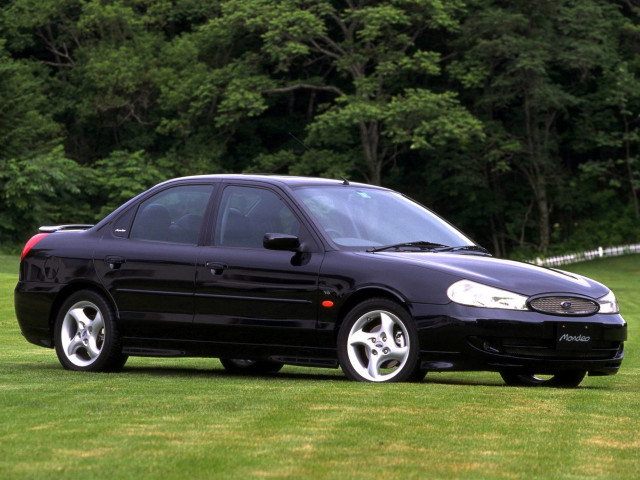 Ford Mondeo 1.8 AT (115 л.с.) - II 1996 – 2000, седан