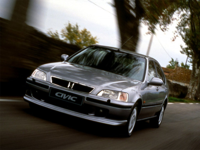 Honda Civic 1.6 AT (125 л.с.) - VI 1995 – 1998, хэтчбек 5 дв.