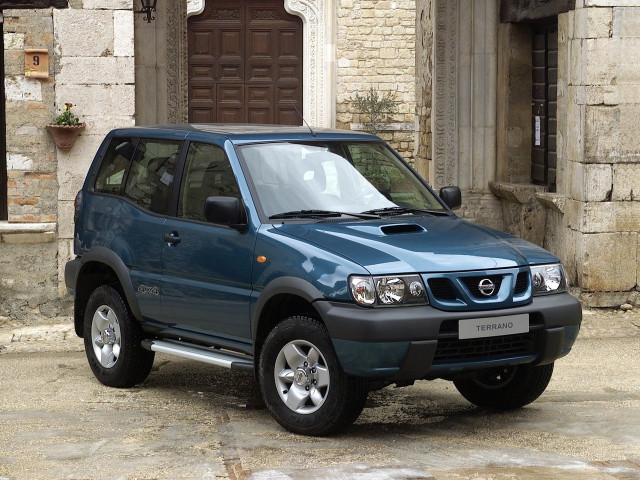 Nissan Terrano 3.0D MT 4x4 (154 л.с.) - II Рестайлинг 2 1999 – 2006, внедорожник 3 дв.