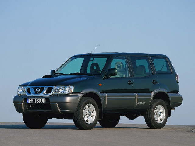 Nissan Terrano 3.5 MT 4x4 (241 л.с.) - II Рестайлинг 2 1999 – 2006, внедорожник 5 дв.