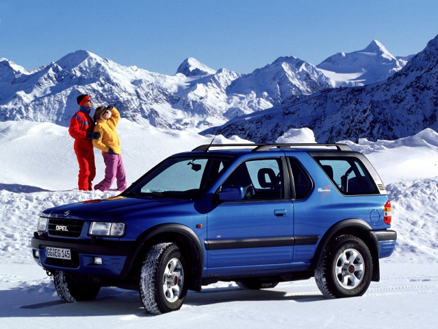Opel Frontera 2.0 MT 4x4 (116 л.с.) - B 1998 – 2001, внедорожник 3 дв.
