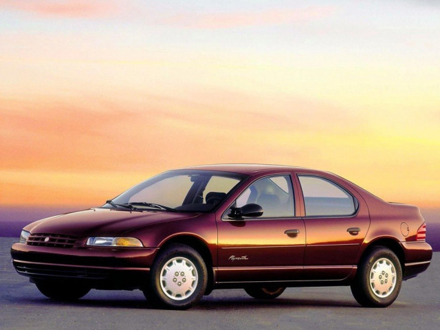 Plymouth Breeze 2.5 AT (150 л.с.) -  1995 – 2000, седан