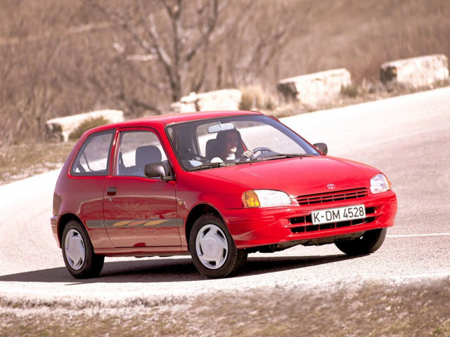 Toyota Starlet 1.4 AT (135 л.с.) - V (P90) 1995 – 1999, хэтчбек 3 дв.