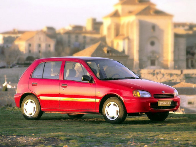 Toyota Starlet 1.5D MT (55 л.с.) - V (P90) 1995 – 1999, хэтчбек 5 дв.